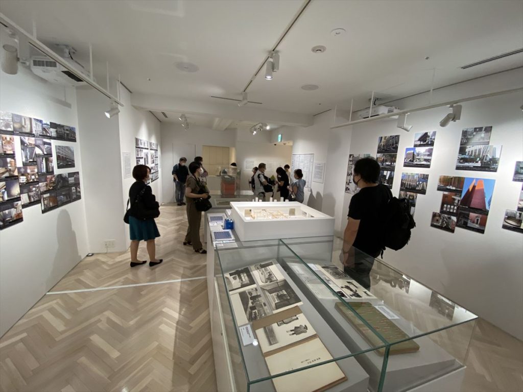 五十嵐太郎監修 装飾展 で髙島屋史料館tokyoが再開 今こそ問う 形 の意味 Bunga Net