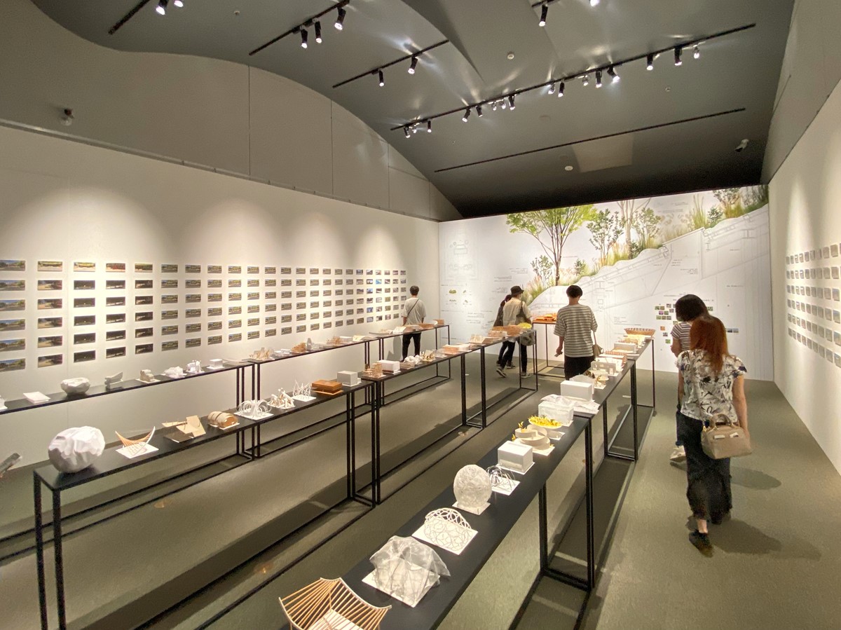 太宰府天満宮仮殿」は台風10号でもほぼ無傷、宝物館で始まった「藤本